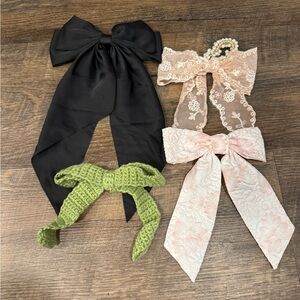 Set of four hair bows/barrettes, black, pink lace, green crochet, pink toile